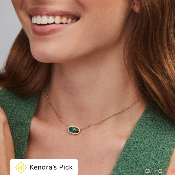 Kendra Scott Jewelry - Kendra Scott emerald’s cat eye Elisa gold green Necklace